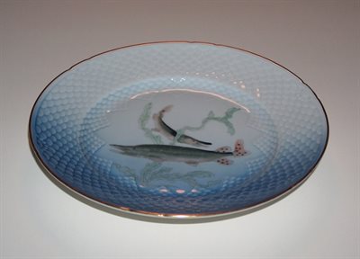 Mågestel med guldkant, Fisketallerken 