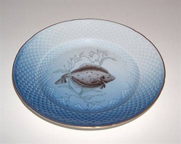 Mågestel med guldkant, Fisketallerken 