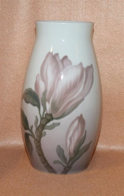 Vase med blomstermotiv