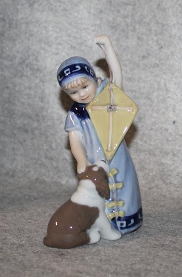 Else med hundehvalp og drage