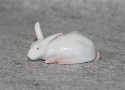 Lille hvid kanin