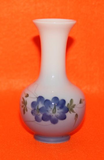 Vase med blomstermotiv