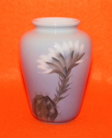 Vase med motiv af kaktus