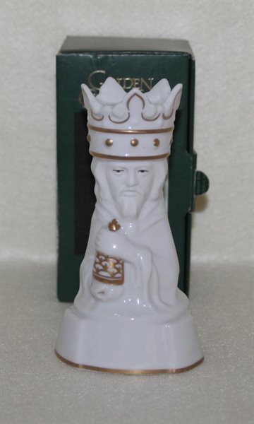 Lysestage  Hellig 3 konge i hvidt porcelæn med guld Melchior med røgelse
