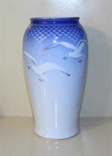 Mågestel med guldkant,  Vase