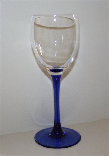 Glas på blå fod    