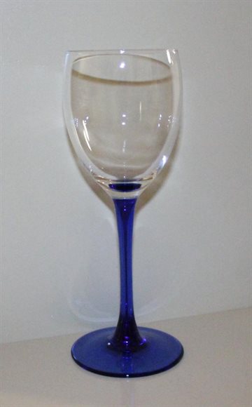Glas på blå fod    