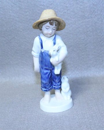 Årsfigur 2001, dreng med kaniner