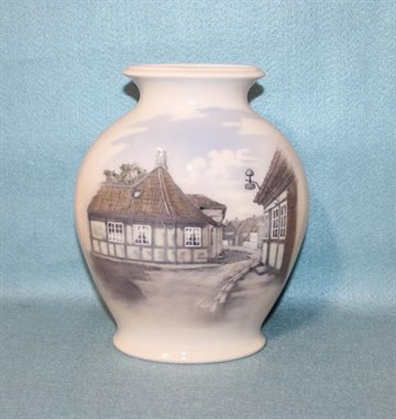 Vase med motiv af H. C. Andersens hus