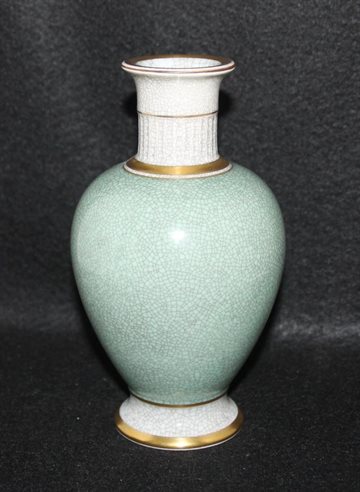 Grøn vase i krakele